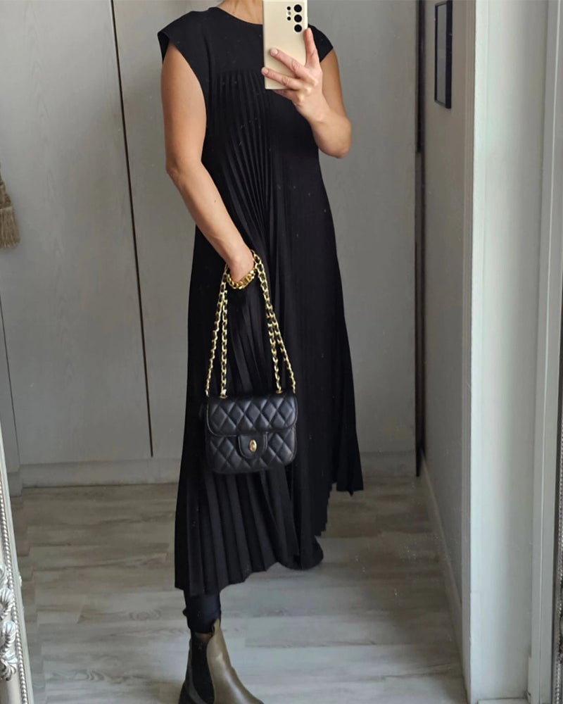 Joline- Timeless and Comfortable Dress